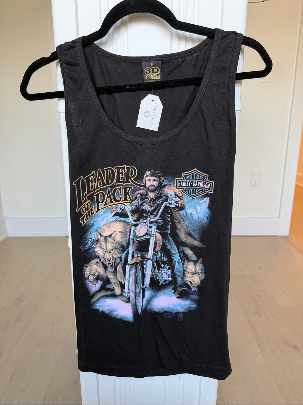 Vintage Harley-Davidson Black Tank with Blue and Brown Biker & Wolves Graphic